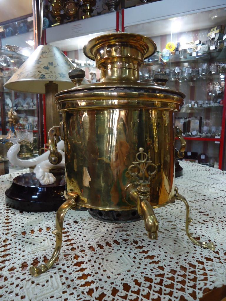 Самовар угольный, походный конец XIX века.